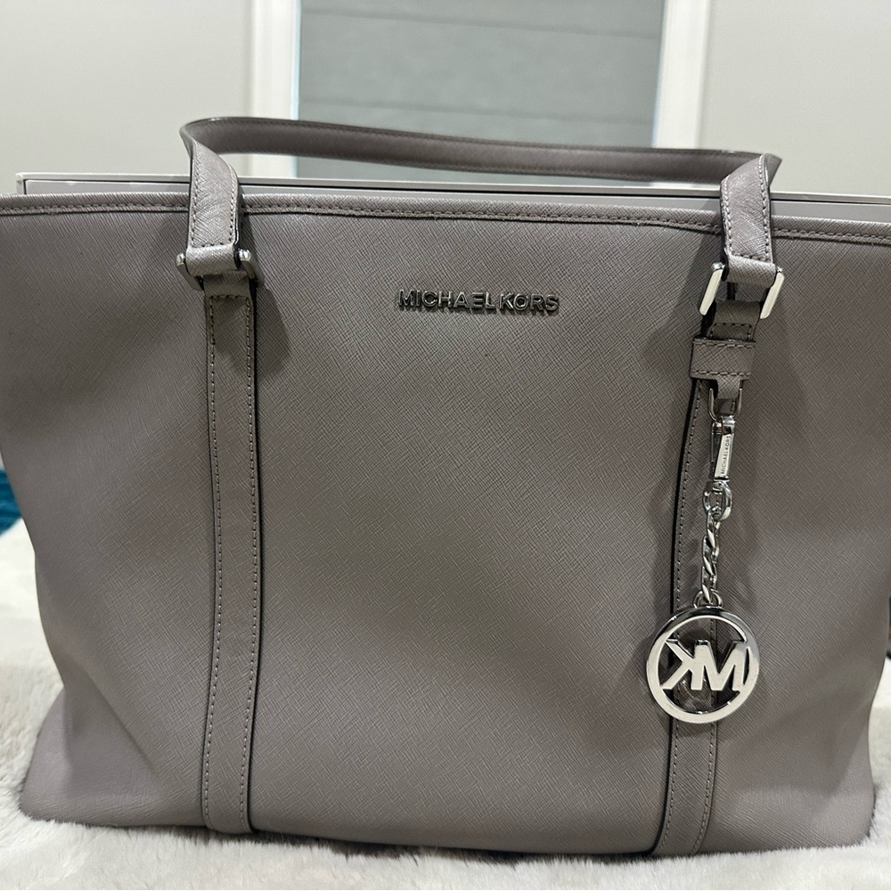 Michael Kors Gray, Silver Handbag